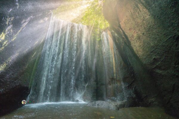 Waterfall tour - Experience Nature's Hidden Wonders - Image 3